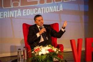 Sursa foto: Facbook / Conferinţa Educaţională VREM